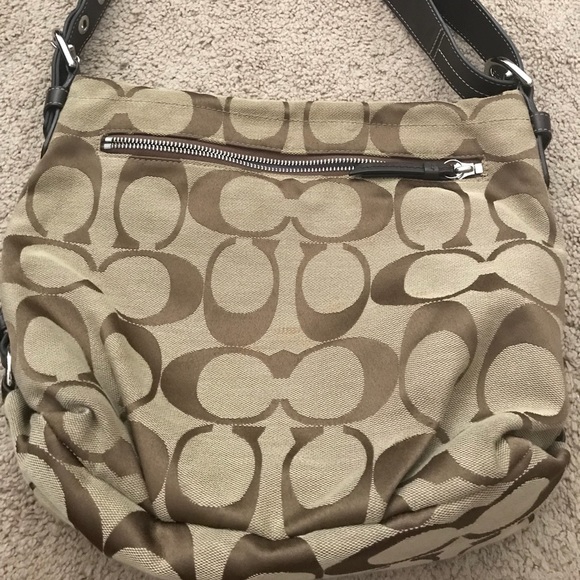 Signature Coach Handbag - Picture 2 of 4